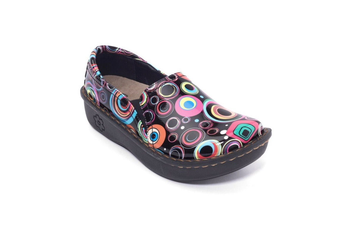 Savvy Ducky Women’s Nursing Clog